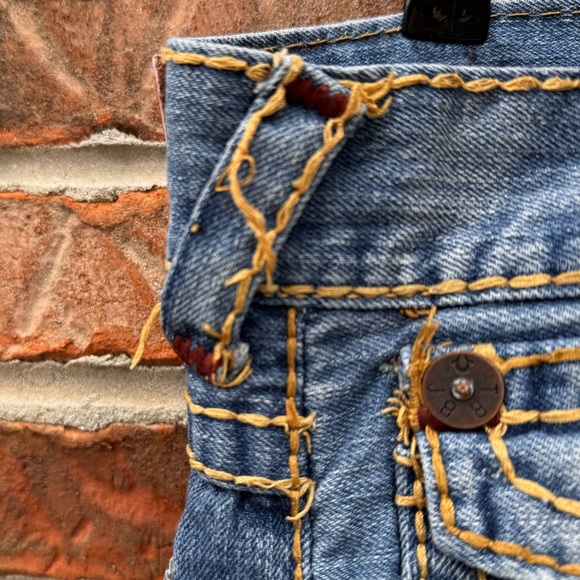 TRUE RELIGION: Men’s 34 Distressed jeans - Picture 12 of 13